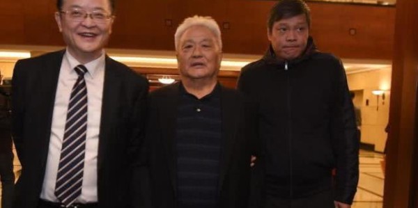  里昂主席公开批评裁判判罚引发舆论风波  