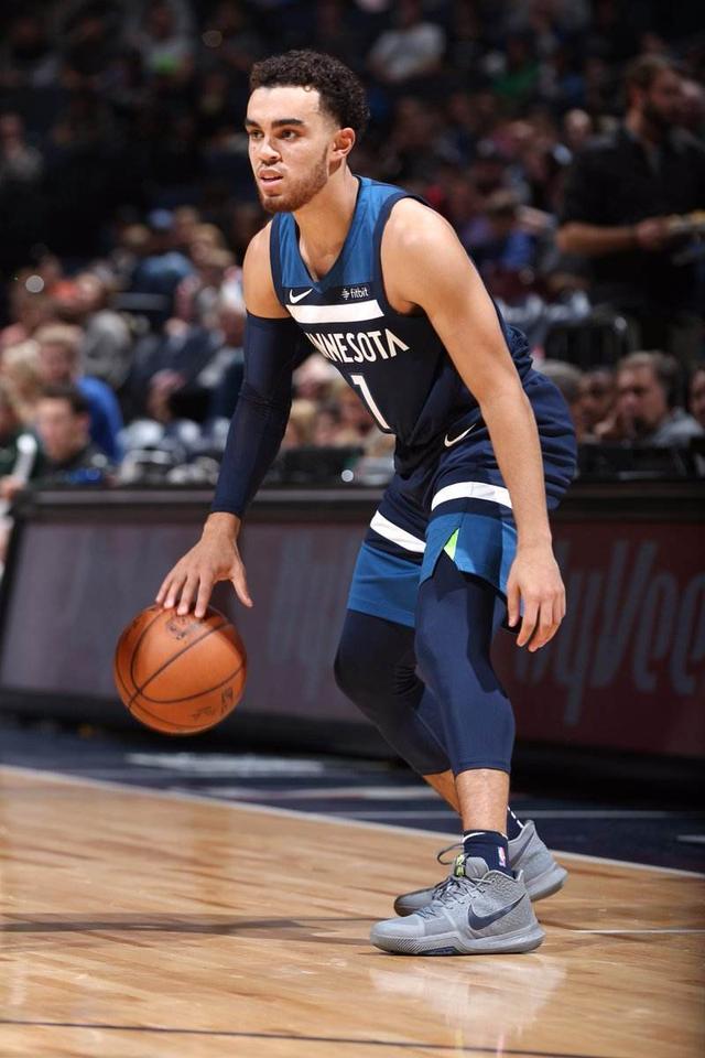 <p>NBA季后赛首轮，爱德华兹绝杀助森林狼晋级